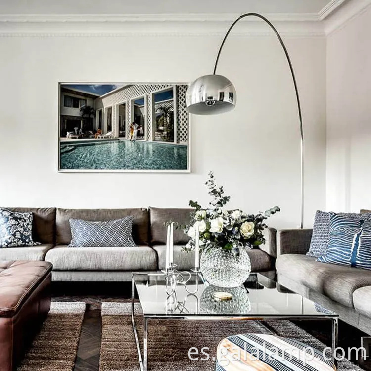 Lámpara de arco clásico moderno con elegante base de mármol